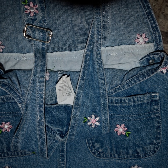 Young Hearts Size 5 Floral Jean Overall Shorts - Picture 3 of 3
